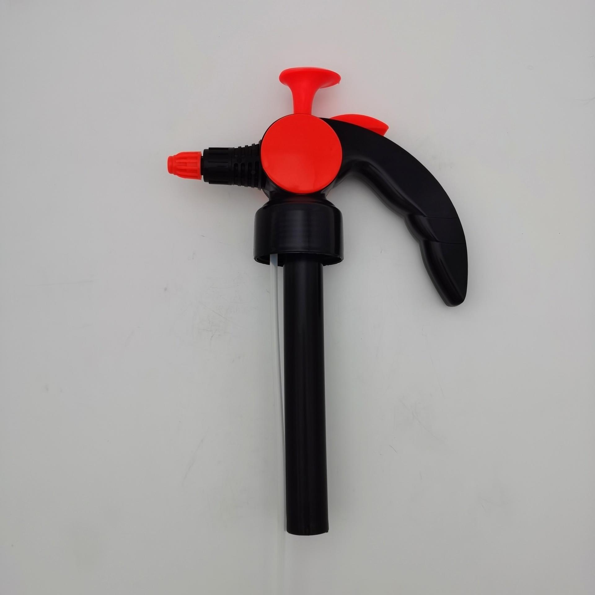 批发多用喷头喷水喷壶喷雾器园艺浇花手压雾化小型灌溉家用喷嘴