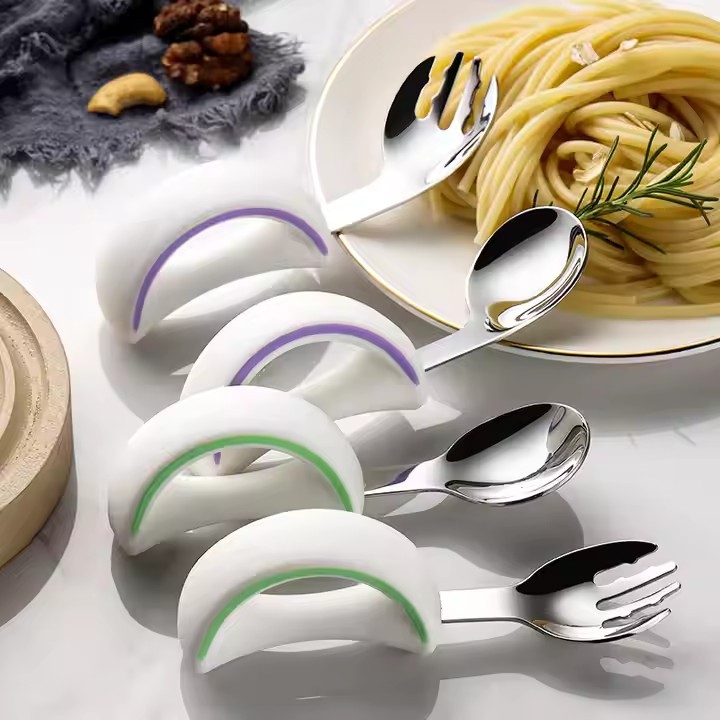 宝宝自主进食辅食勺子婴儿学吃饭训练儿童不锈钢餐具元宝叉勺弯勺