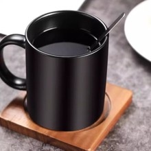 创意黑色哑光大容量马克杯子磨砂简约咖啡杯带勺陶瓷水杯ins风