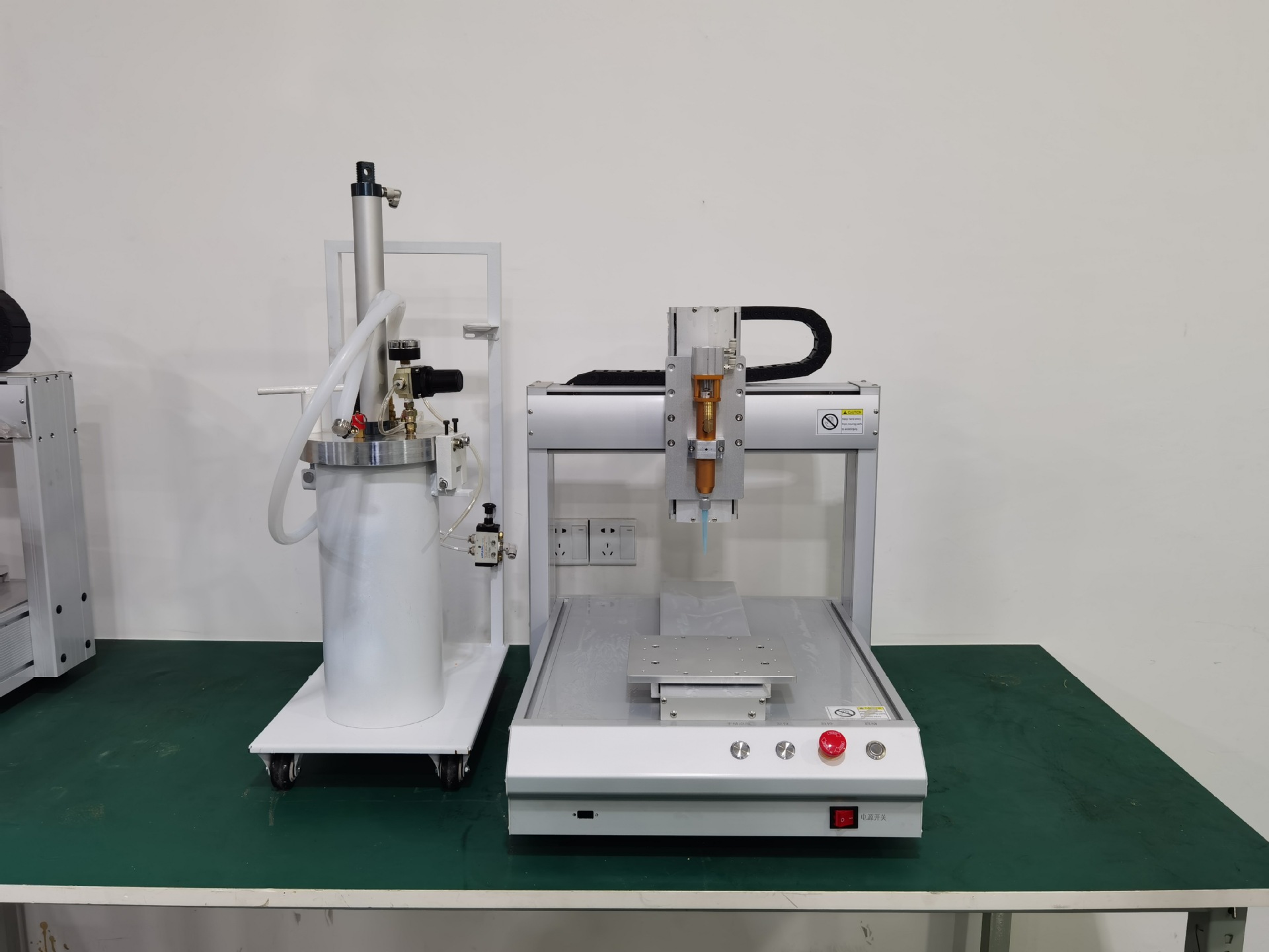 全自动螺纹点胶机双头螺丝螺杆堵头涂胶机小型防松预涂胶灌胶机