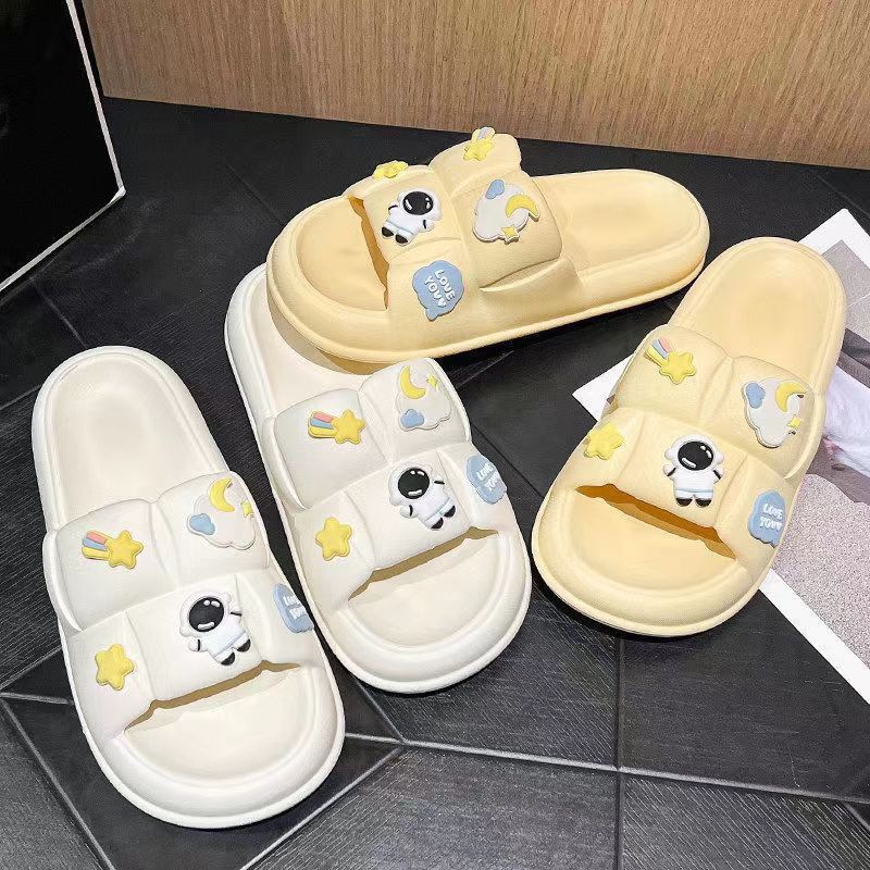 New Good-looking Slippers Women's Summer Outdoor Indoor Home Bathroom Non-Slip Thick Bottom Couples Sandals