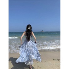 蓝色抹胸吊带连衣裙女夏法式气质荷叶边海边度假沙滩长裙子