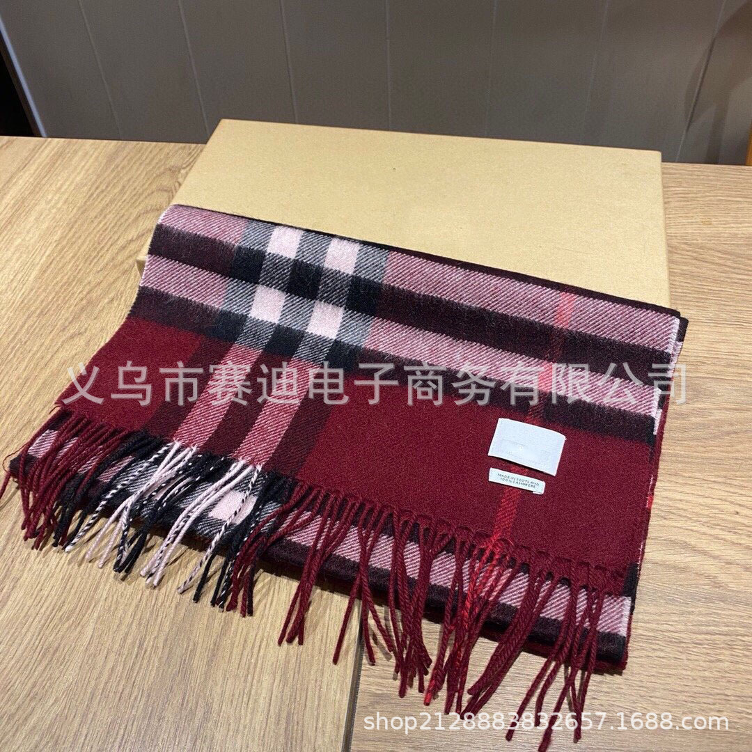 秋冬新款英伦经典格子围巾红色爱心双面心型印花羊绒围巾女士披肩