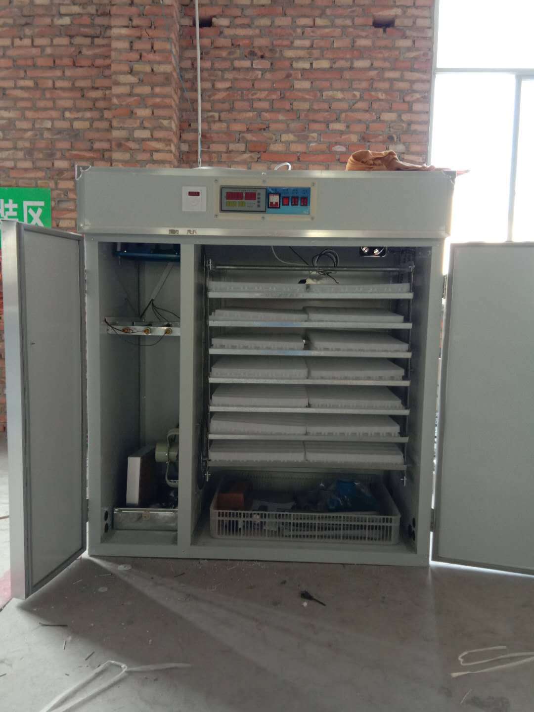 孵化设备 厂家直发 新款 全自动 1056枚孵化器 鸡鸭鹅孵化机