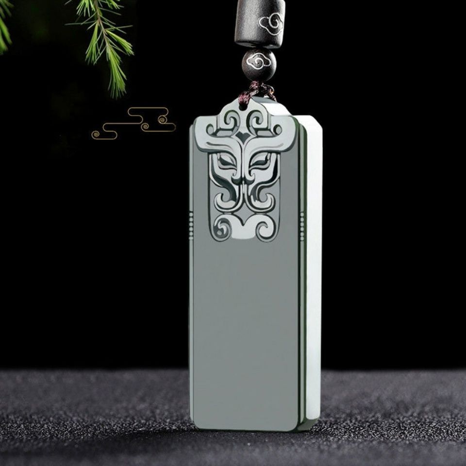 美玉人生和田青玉墨玉饕餮貔貅吊坠男仿古兽头纹平安无事玉牌挂件