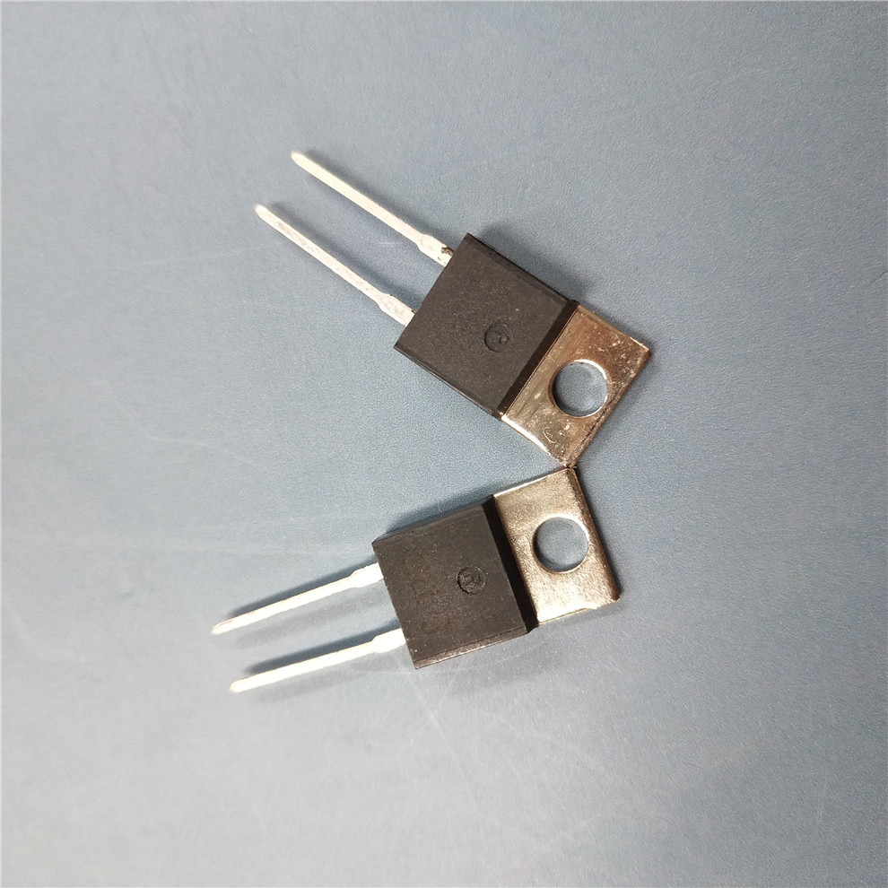 家用电器 工业电器可用 rtp35 大功率型厚膜电阻器 30-50-100w