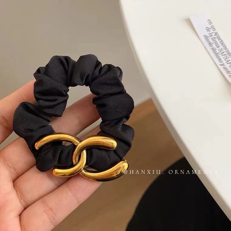 Korean Style Hair Ring Wholesale Yiwu Handmade Alloy Classic Style Black Intestinal Ring Flower Hair Rope Lazy Hair Series