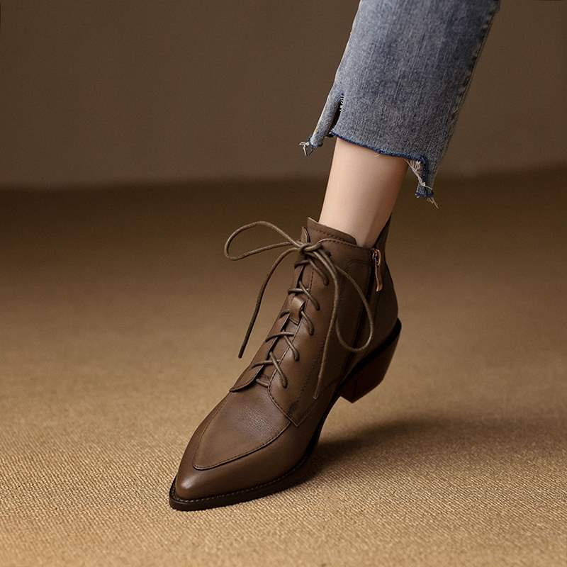 英伦风系带马丁靴女2023新款春秋单靴真皮尖头短靴高跟粗跟踝靴子