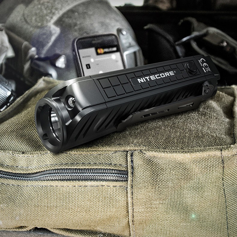 奈特科尔p18双光源一体铸造1800流明超亮静音nitecore战术手电筒