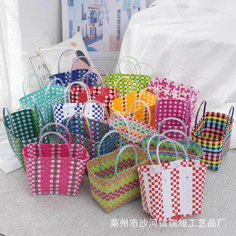 Plastic Woven Vegetable Basket Portable Women's Bag Beach Bag 2023 New Summer Fashion All-Matching Bucket Bag Woven Bag