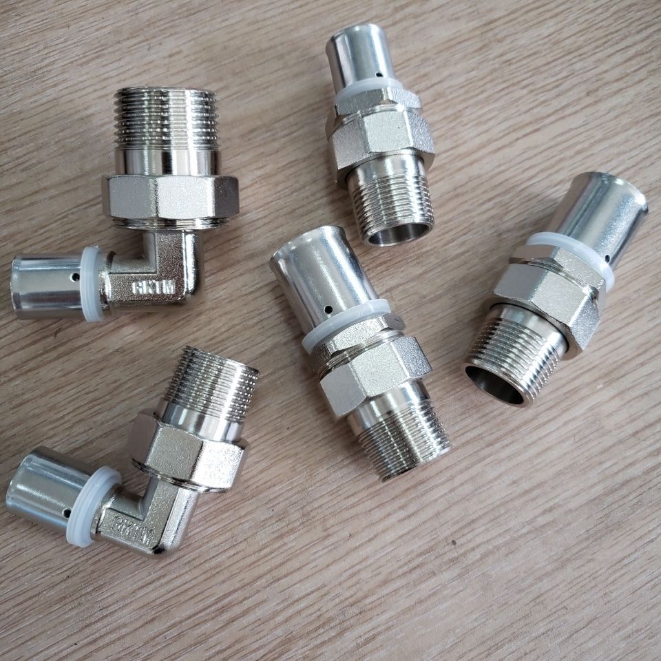 铝塑管地暖管卡压接头管接头快速卡压管件配件快速接头