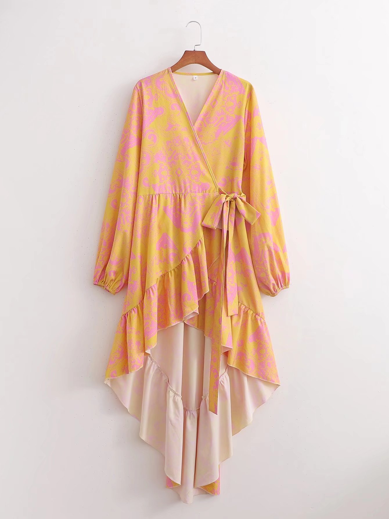 雪纺拼接不规则下摆图片