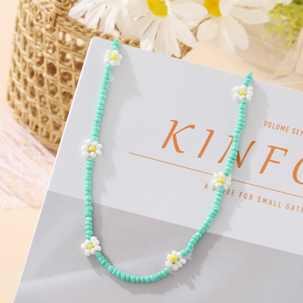 Cross-Border Ethnic Style Bead Flower Necklace Bohemian Vitality Girl Color Little Daisy Choker Necklace Women