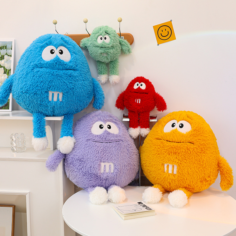 跨境新款长毛m豆公仔毛绒玩具 彩色字母巧克力豆抱枕儿童玩偶批发