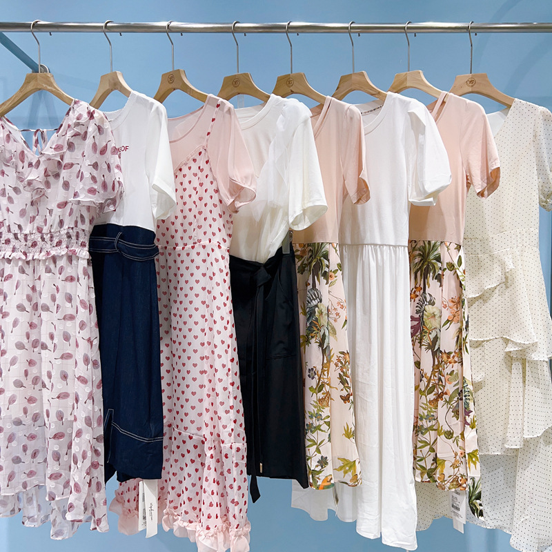 短袖女装品牌折扣尾单清仓衣服批发外贸杭州四季青撤柜服装高端