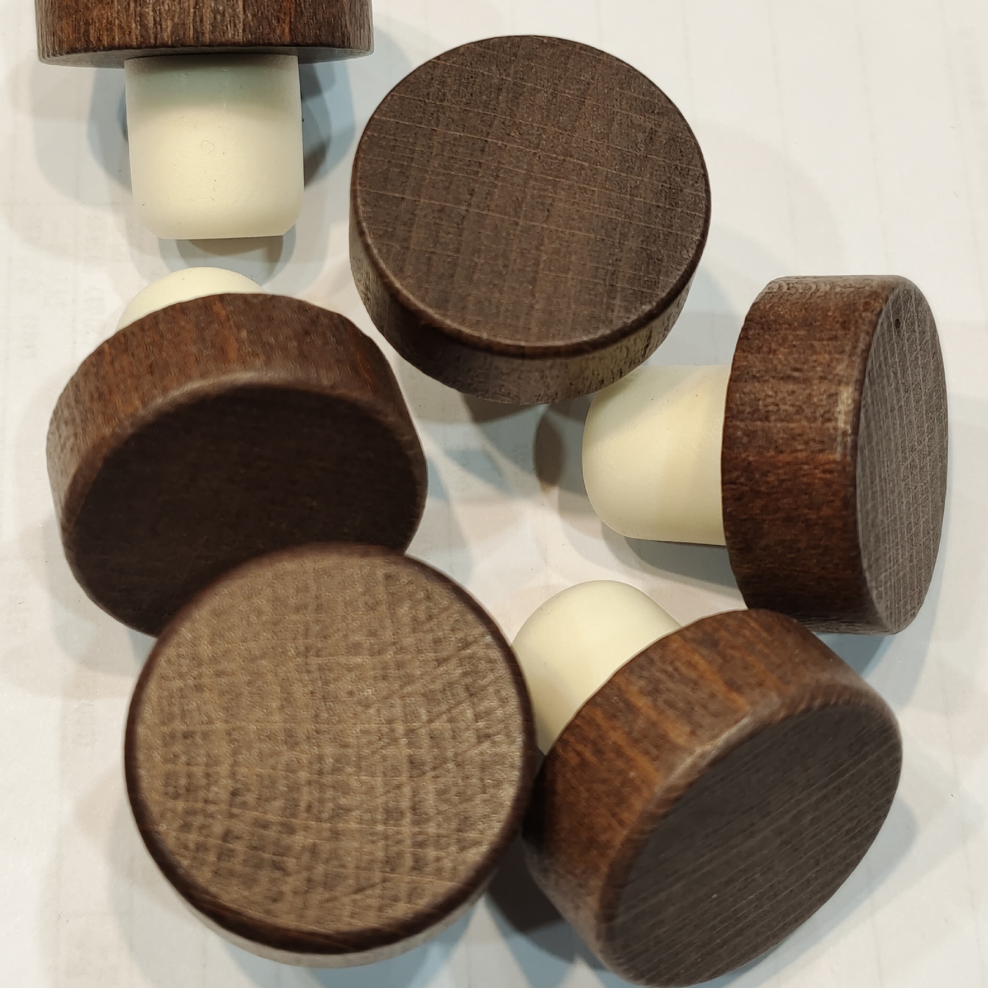 高分子塞红酒塞葡萄酒瓶盖子电化铝塞子可出口香水瓶塞子果酒瓶塞