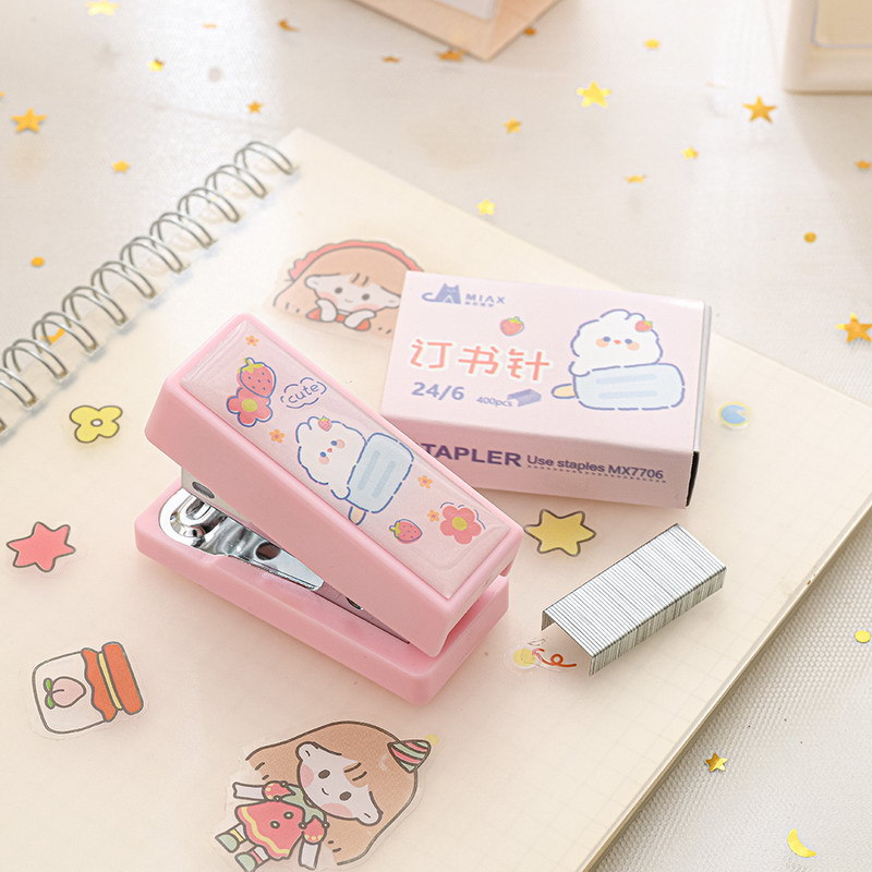 Macaron Color Cartoon Small Size Stapler Kit 12 Portable and Cute Student Office Mini Stapler Wholesale