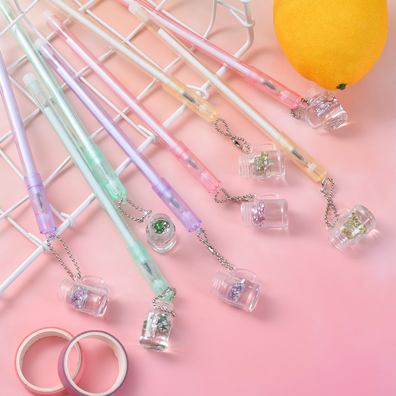 创意水杯挂件笔卡通亮钻吊坠笔学生学习文具用品考试签字笔批发