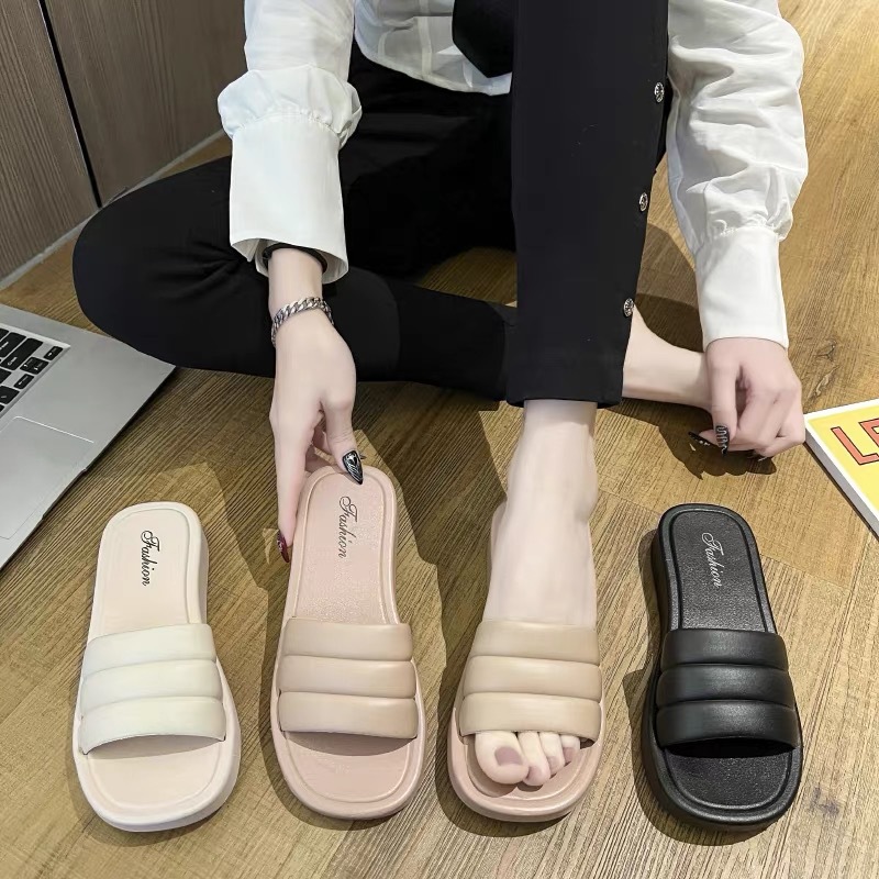 Women's Slippers Summer Outdoor Non-Slip Flat All-Match Interior Home Outdoor Slippers Non-Slip Beach Flip-Flops Wholesale