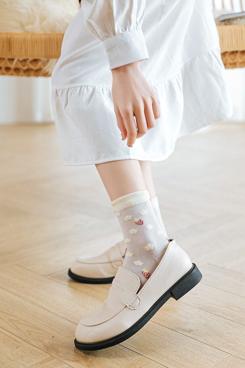 薄款镂空白色花边袜子女中筒袜ins夏季网纱日系可爱lolita堆堆袜