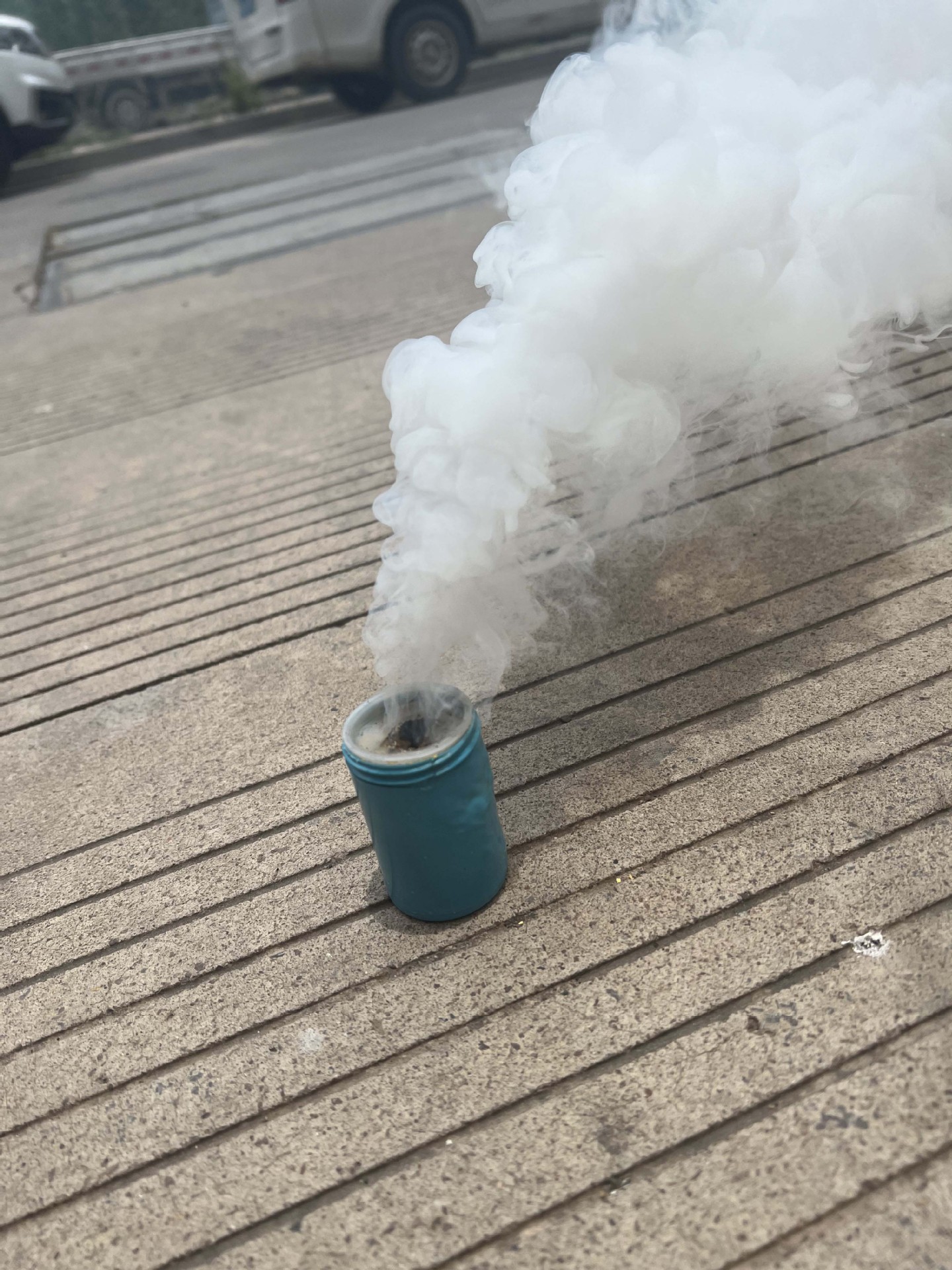 灭蟑烟雾弹灭蚊杀虫剂烟片蟑螂药苍蝇药灭蟑螂隆华