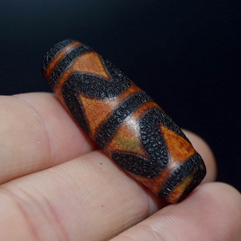 西藏天珠火供天然老皮九眼天珠虎牙古瓶天珠项链男女锁骨链坠