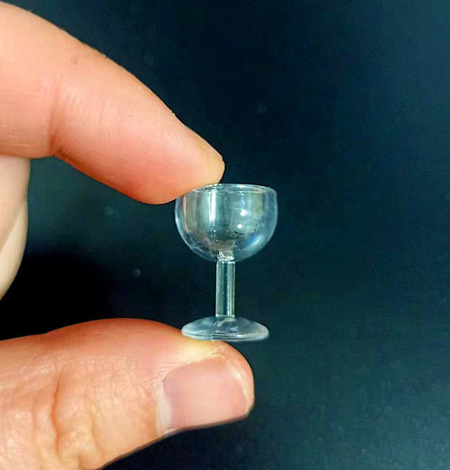 迷你小红酒杯 小小红酒杯模型 红酒杯挂件 diy食玩容器 黏土配件