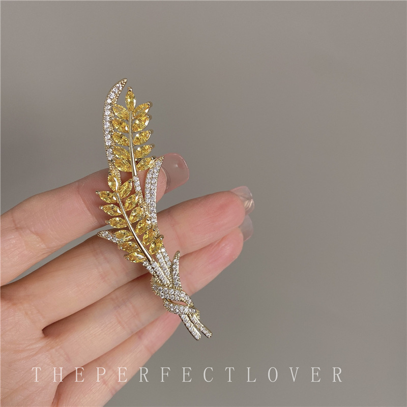 Wheat Zircon Brooch Korean Style Fashion Micro Inlay Luxury Temperament Accessories Brooch Pin Valentine's Day Gift