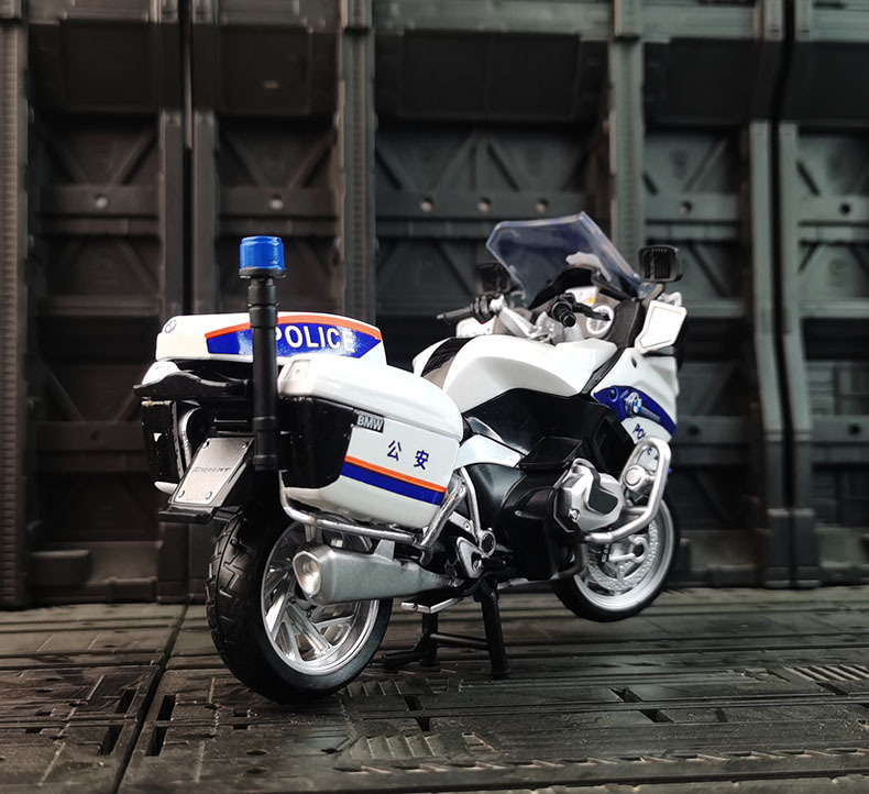 彩珀1/18宝马r1250rt合金摩托车模型警车重型机车声光玩具67114盒