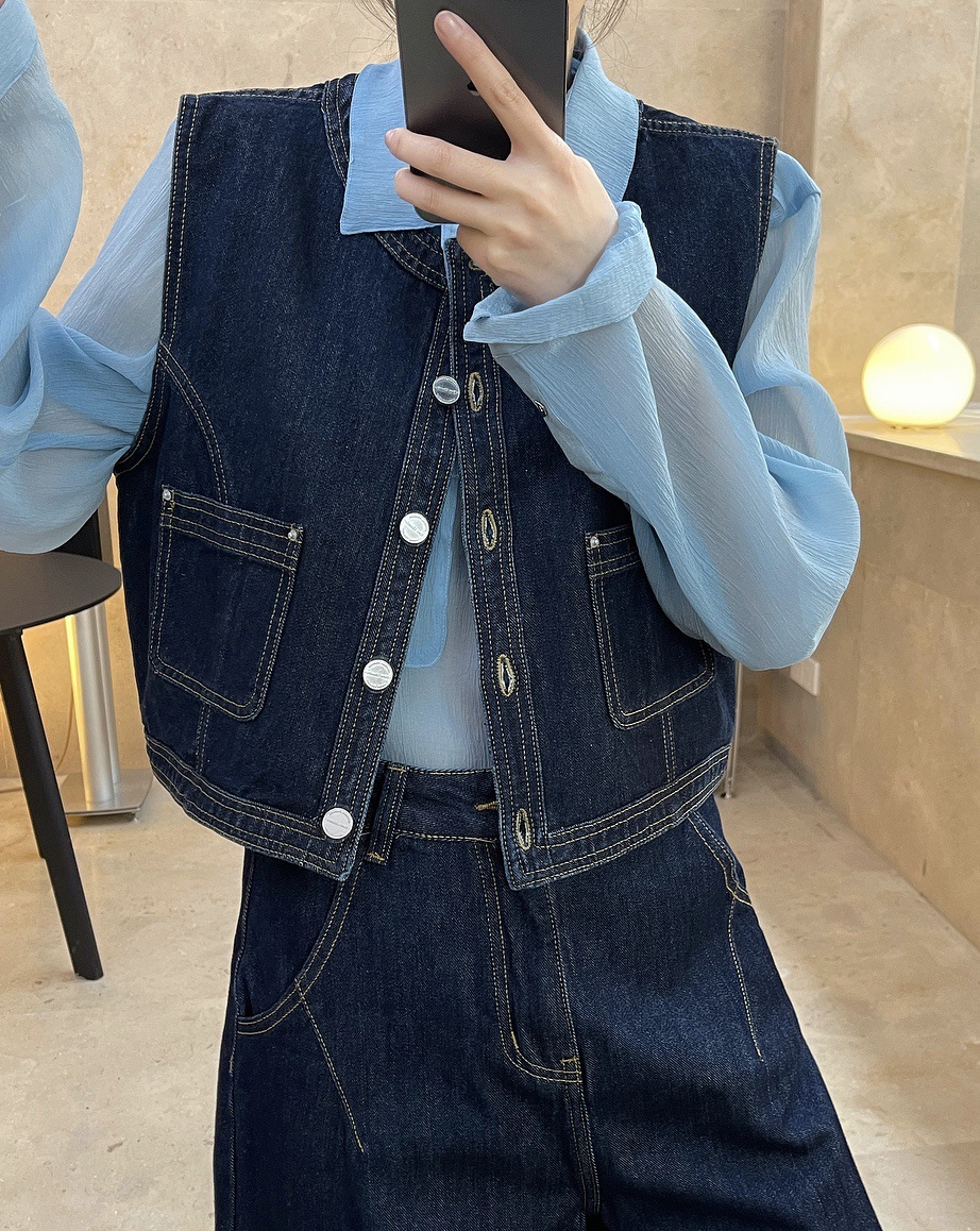 春季新款韩版时髦复古原牛风无领牛仔马甲休闲高腰短款无袖背心女