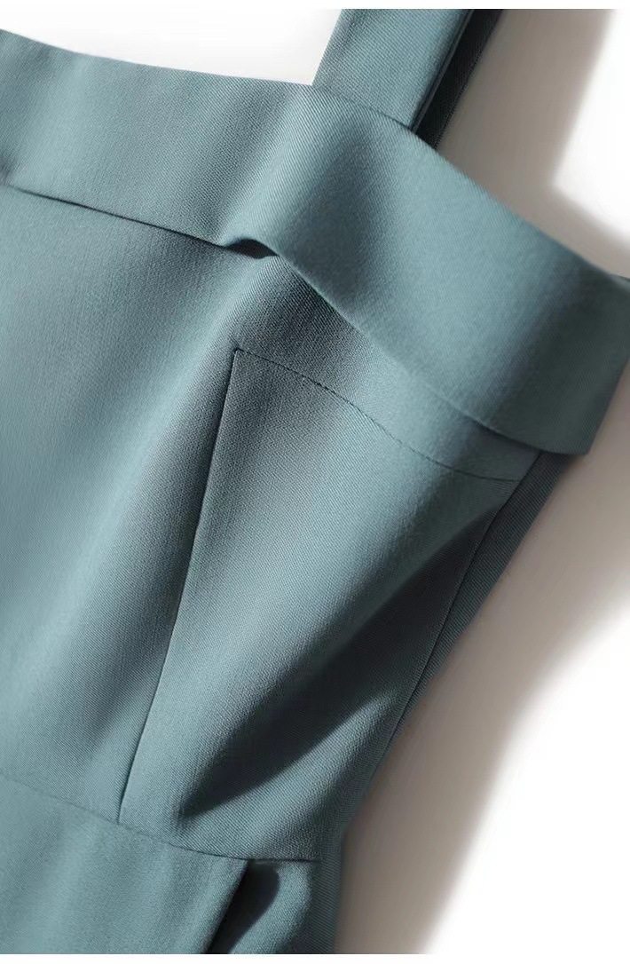 日韩现货减龄22春夏新款 显瘦气质小众吊带连衣裙qzq464622ag