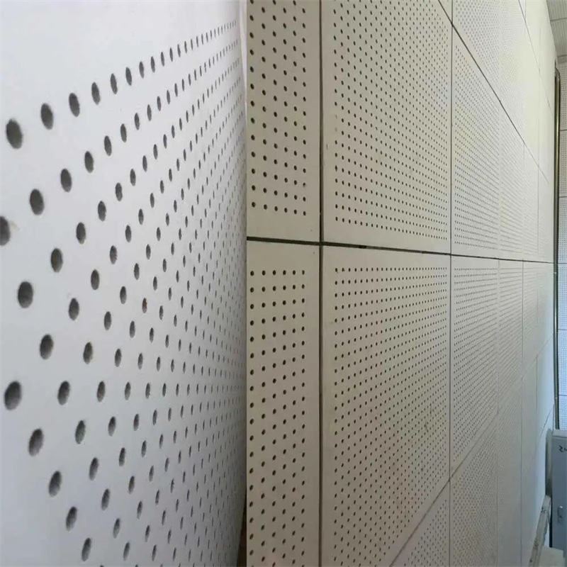 穿孔吸音板吸音墙板 黑龙江硅酸钙板吸音墙板学生吊顶