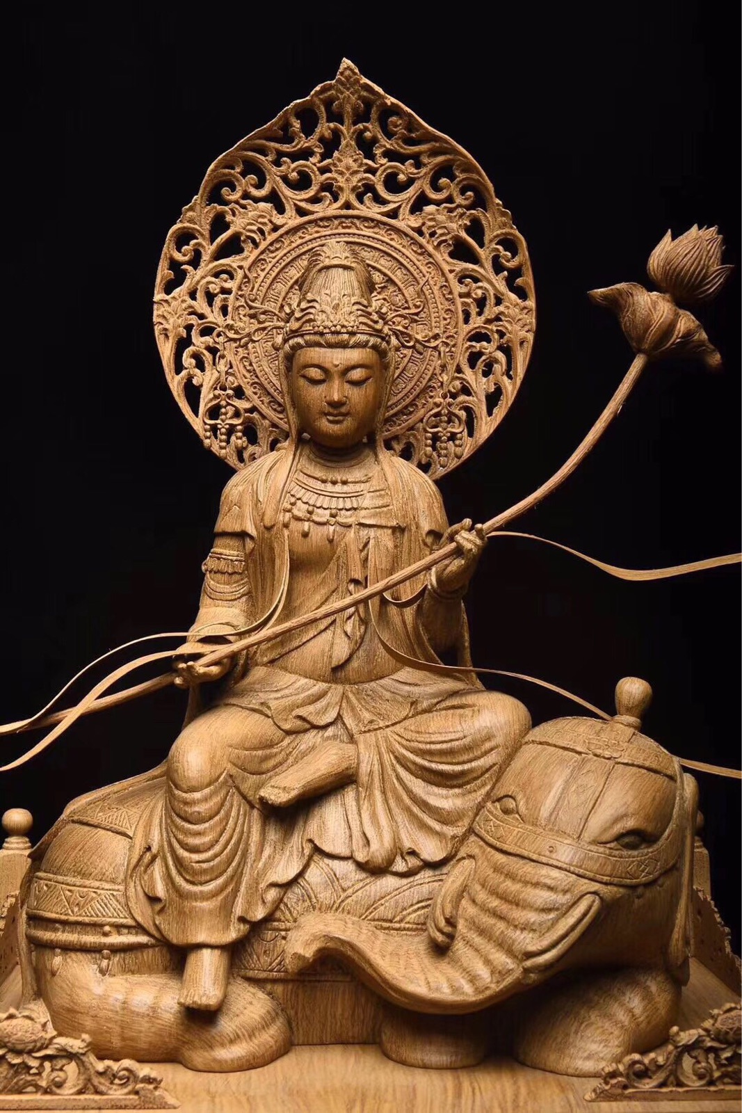 海南沉香供奉佛像文殊普贤地藏王观音菩萨客厅玄关木雕根雕大摆件