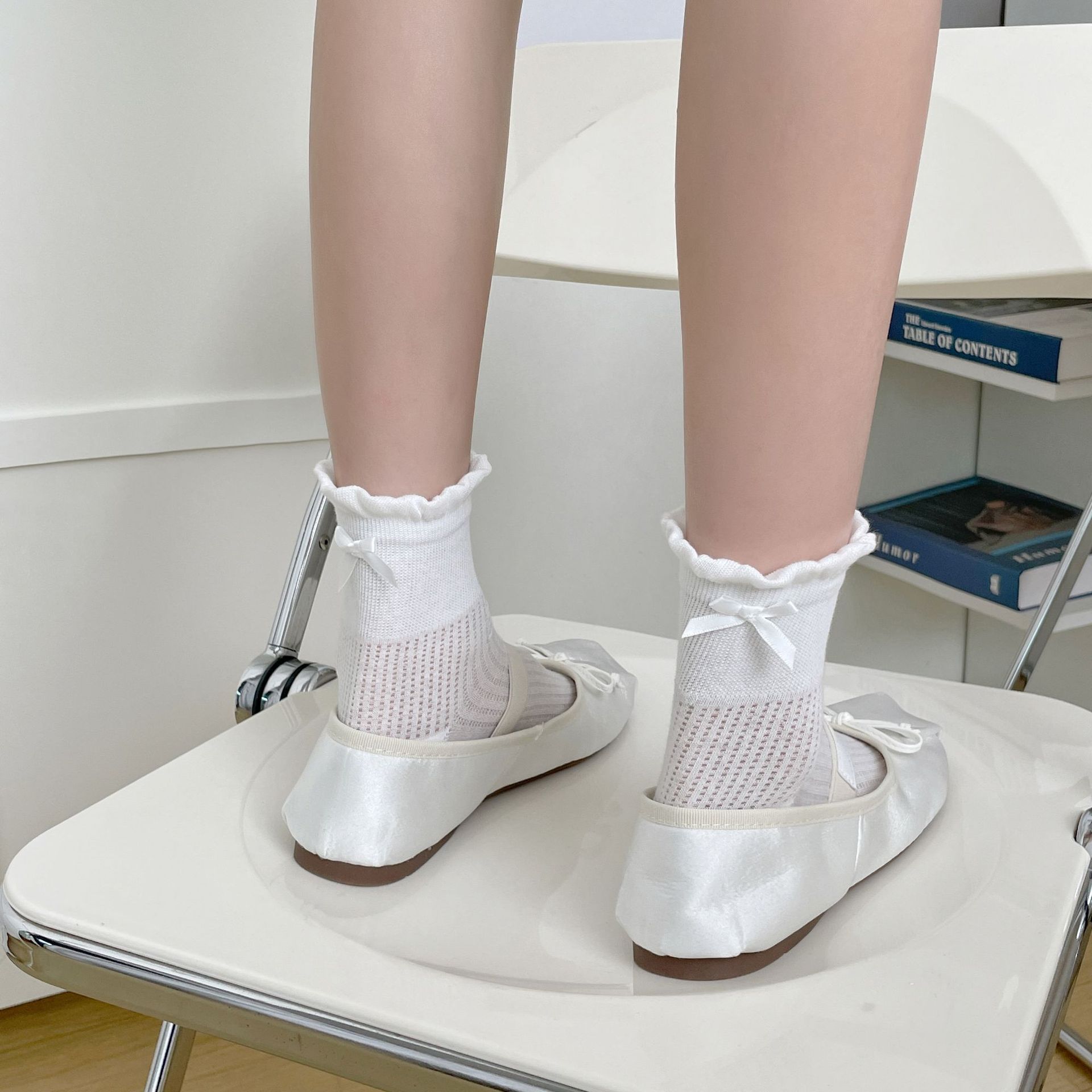 袜子女春夏韩国ins薄款纯色棉短袜可爱蝴蝶结低帮jk泡泡口袜子女