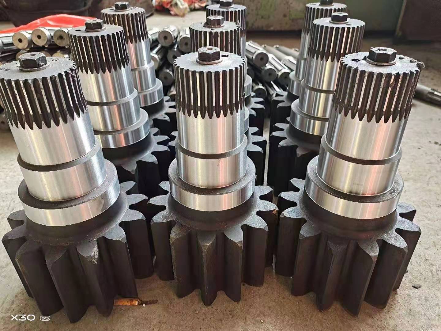 厂家供应减速机齿轮 硬齿面减速机配件 齿轮轴花键轴 内花键齿轮