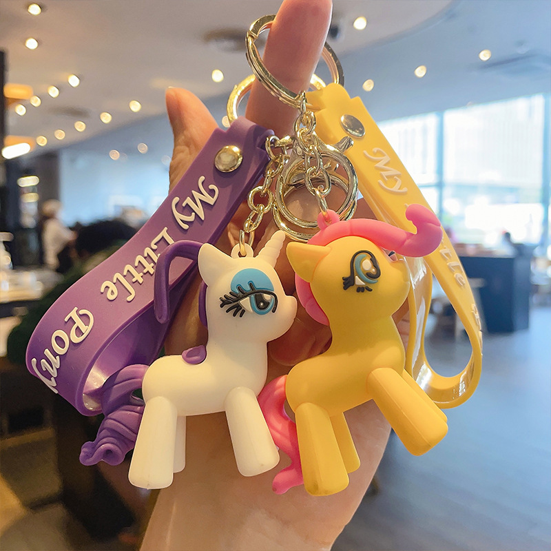 My Little Pony PVC Figurine Keychain Lovely Bag Pendant Personalized Car Accessories Creative Pendants Wholesale