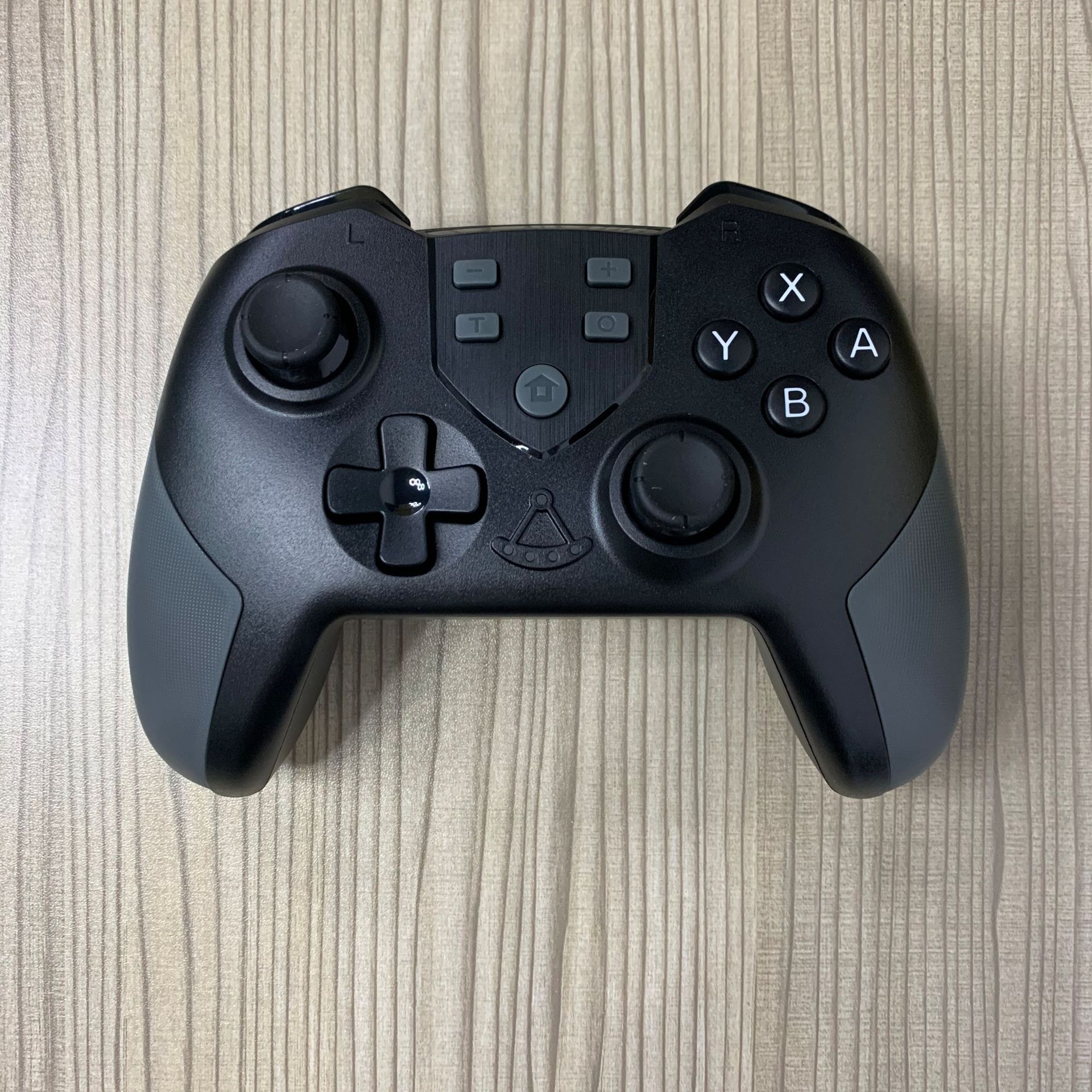 私模switch pro无线蓝牙游戏手柄 带nfc宏编程带唤醒震动功能跨境