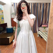 感白色泡泡袖V领连衣裙女夏季新款小个子设计感显瘦仙女长裙