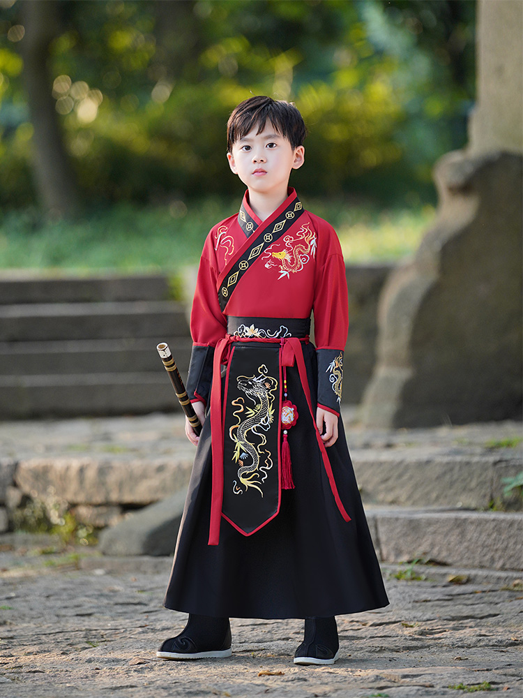 儿童汉服古风男孩古装侠客风男孩唐装幼儿园帅气武侠服春季演出服