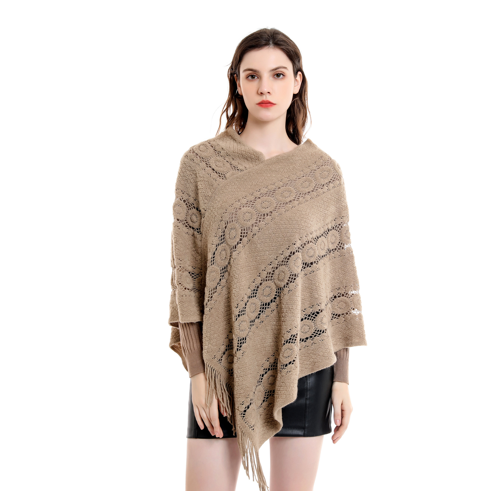 春秋季针织斗篷小披肩外搭网红镂空流苏纯色披肩女春秋保暖