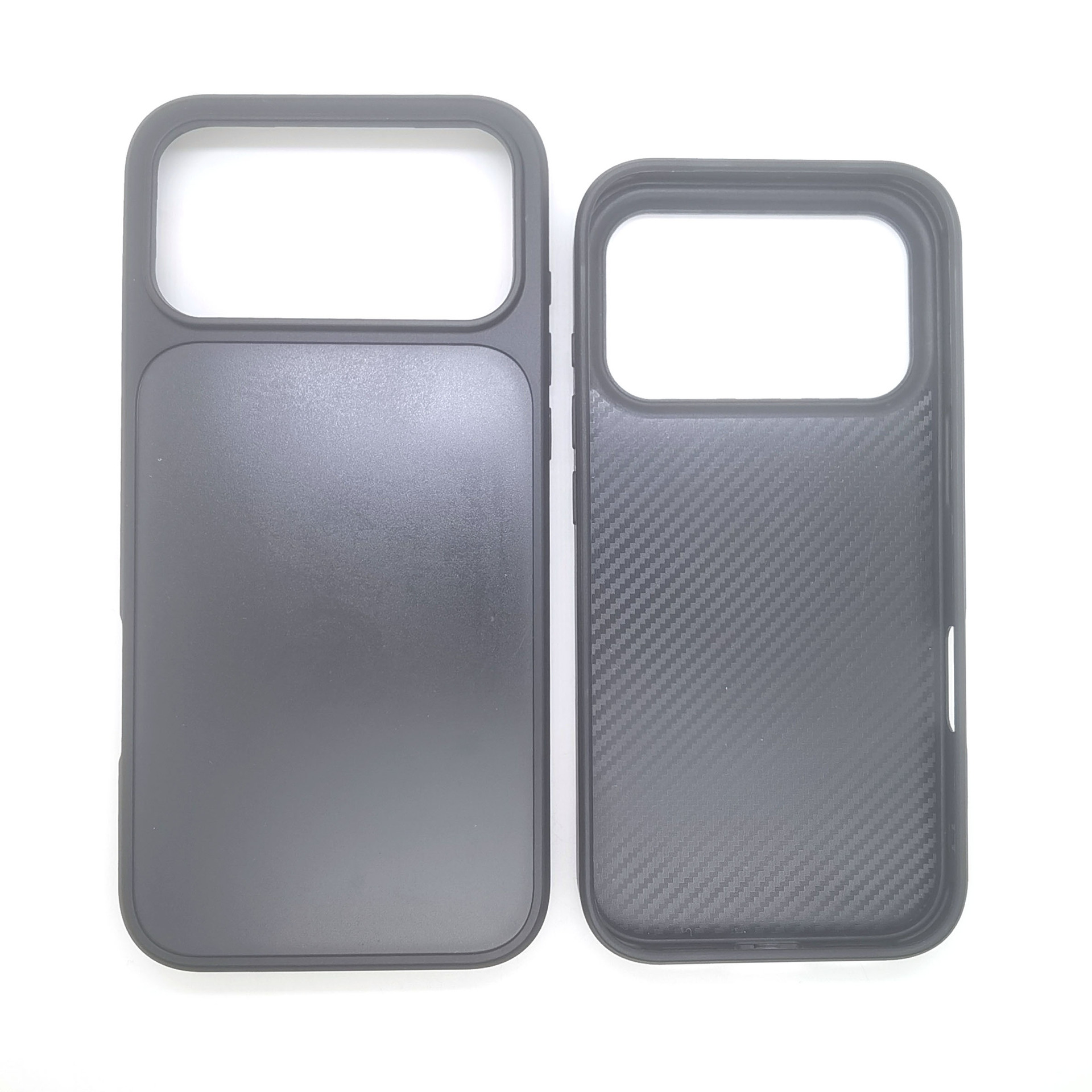 适用苹果17Pro Max碳纤纹贴皮手机壳17pro二合一凹槽磨砂手机壳