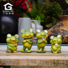 跨境创意户外花园青蛙摆件太阳能灯树脂工艺品别墅庭院可爱装饰品