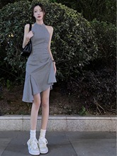 法式连衣裙2023夏季新款气质女装小香风高级感显瘦小个子挂脖裙子