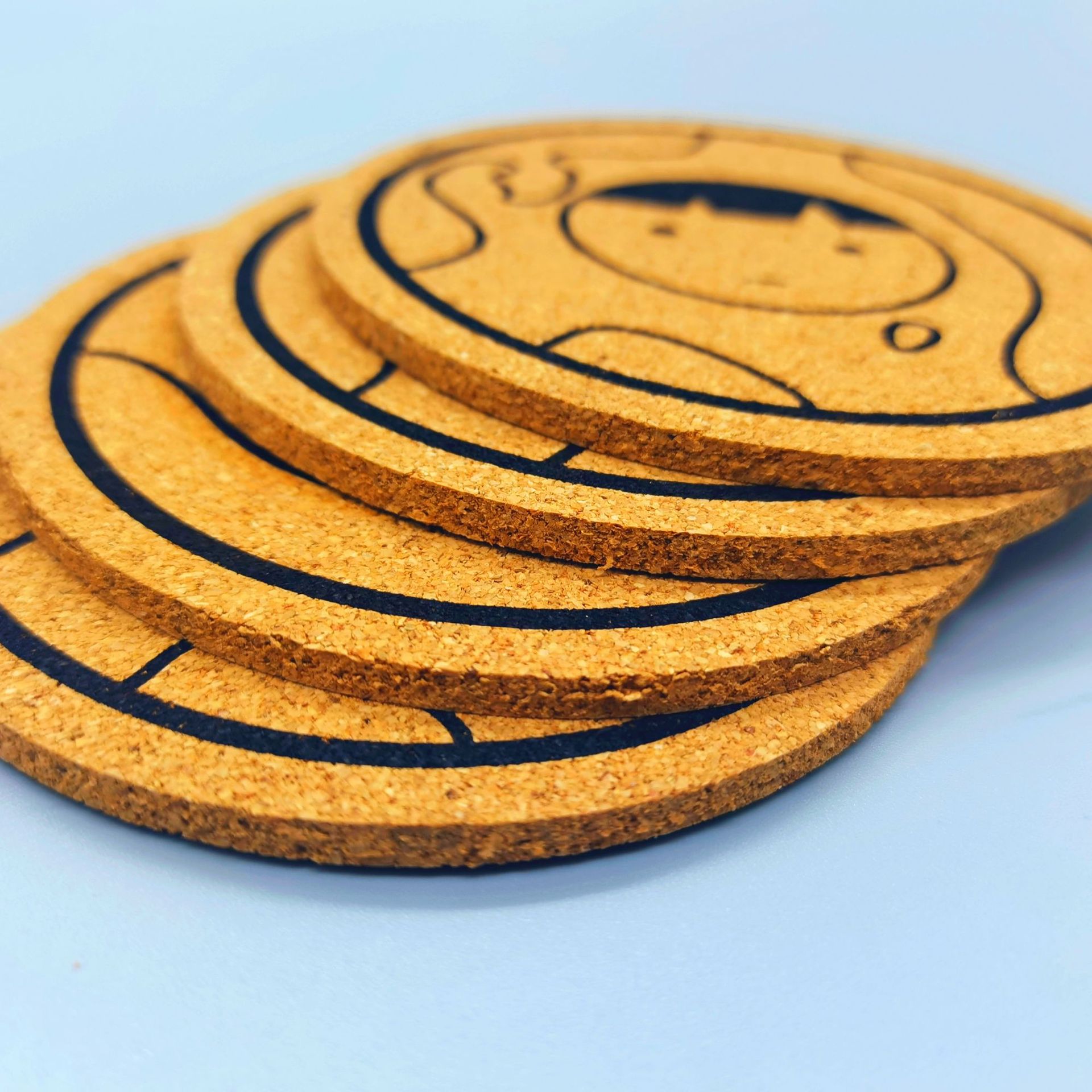 硅胶杯垫定制吸水纸啤酒杯垫移印软木桌垫中纤密度板隔热西餐垫子