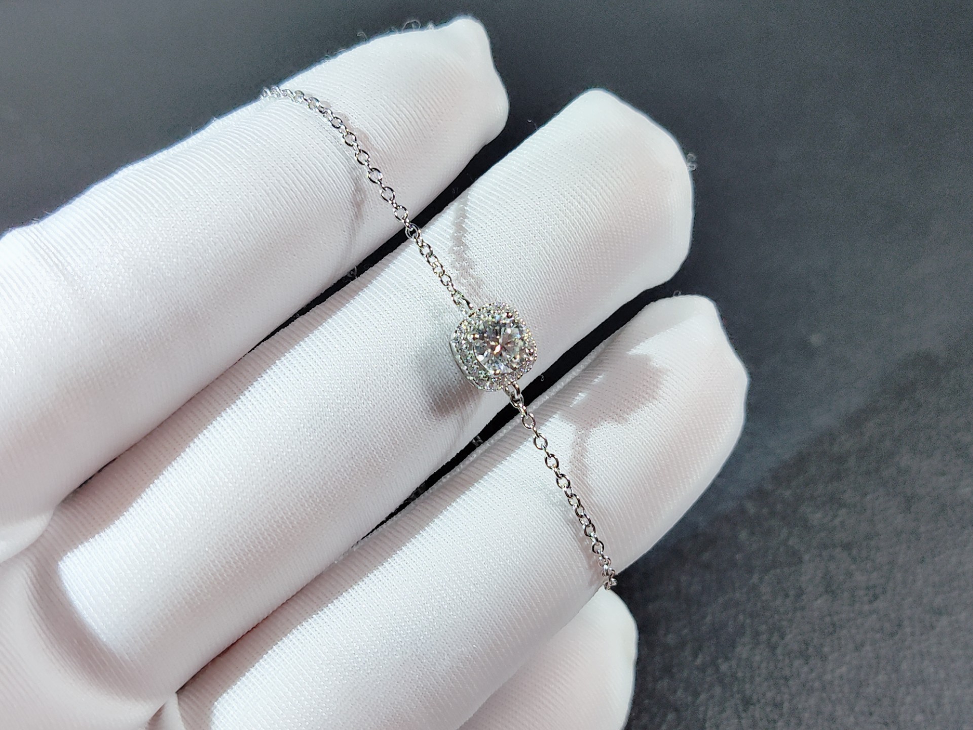 5克拉莫桑钻手链d色vvs方包实力工厂加工定制热销