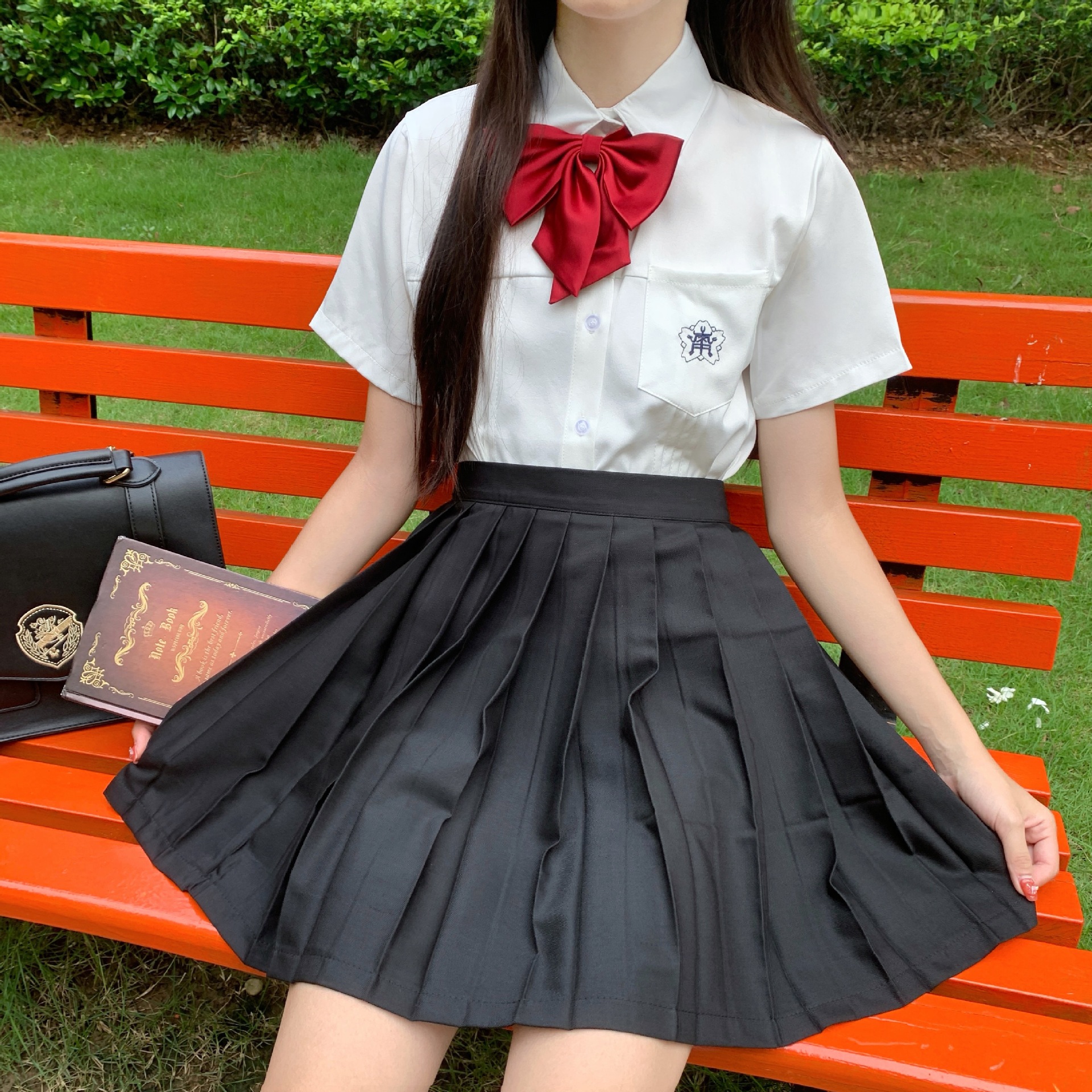 学院风日系甜美jk套装女夏短袖小岚中白色刺绣衬衣风琴褶短裙学生