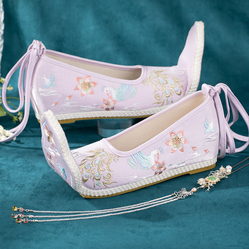 原创汉服鞋子女云头履弓鞋淡雅绣花鞋古风鞋明制古装鞋挡板鞋唐风