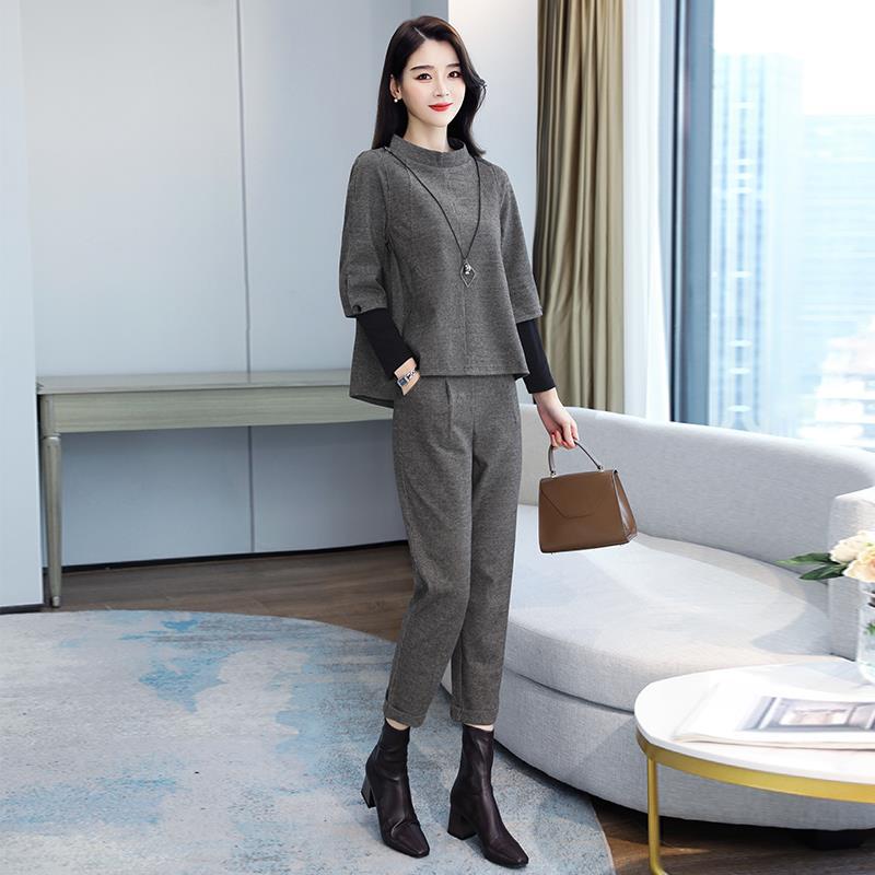 秋天洋气减龄套装女2021年秋季新款休闲时尚气质女神范衣服两件套