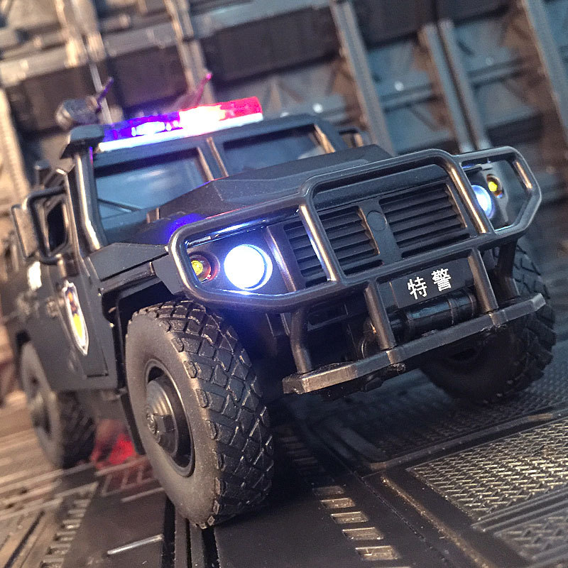 仿真虎式防爆警车模型合金汽车模型金属特警装甲男孩军事玩具礼物