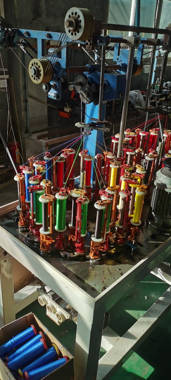 二手冠博高速编织机清仓处理300台8- 16-24-32-48锭